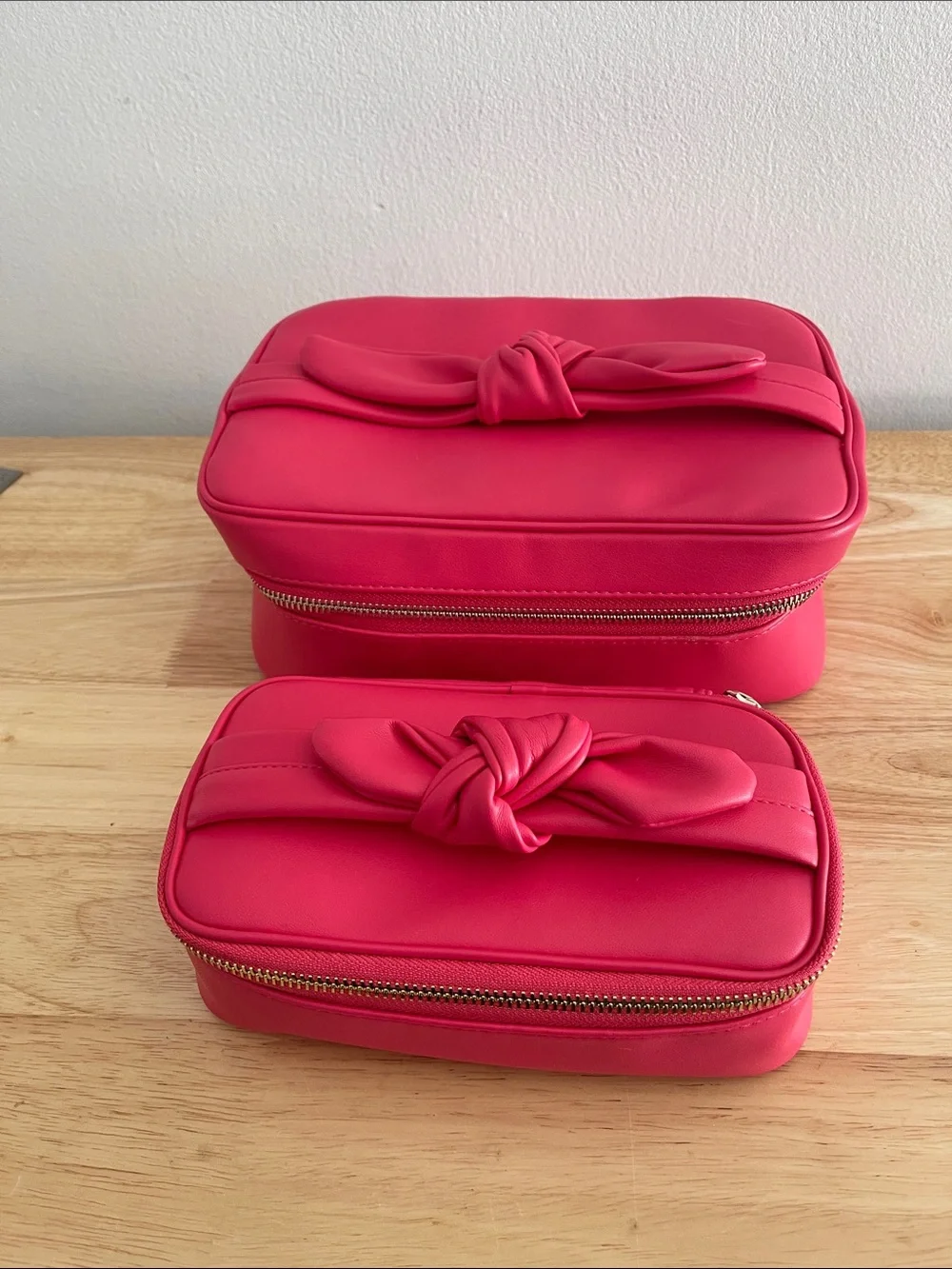 Mark & Graham Red Bow Cosmetic Case Set